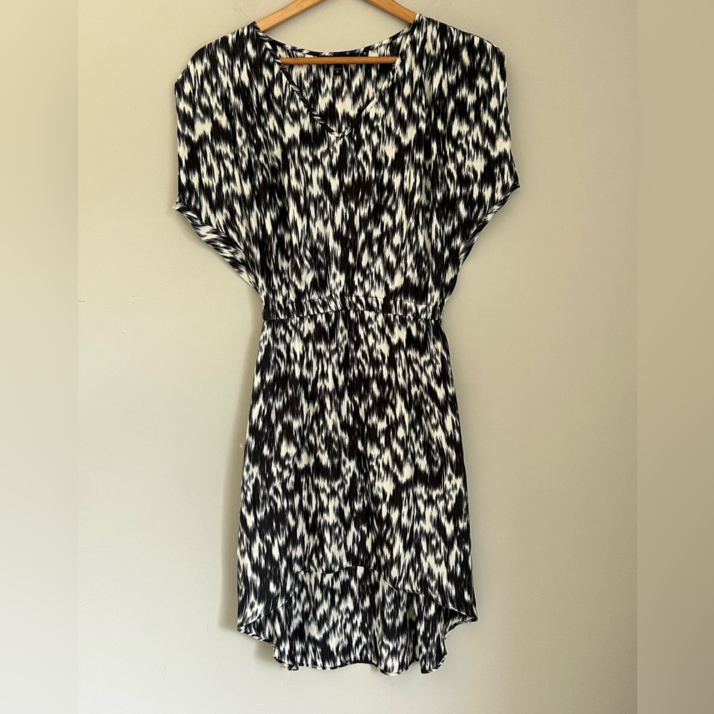 Express Black & White Ikat Print High-Low Dress - Size XSP